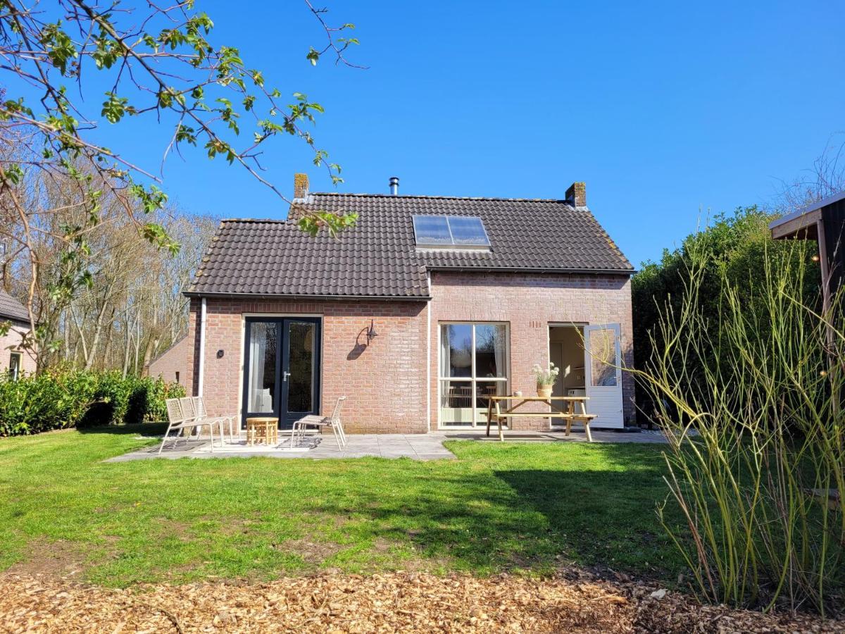 Bohemian Wellness Met Hottub & Sauna Ewijk Exteriör bild