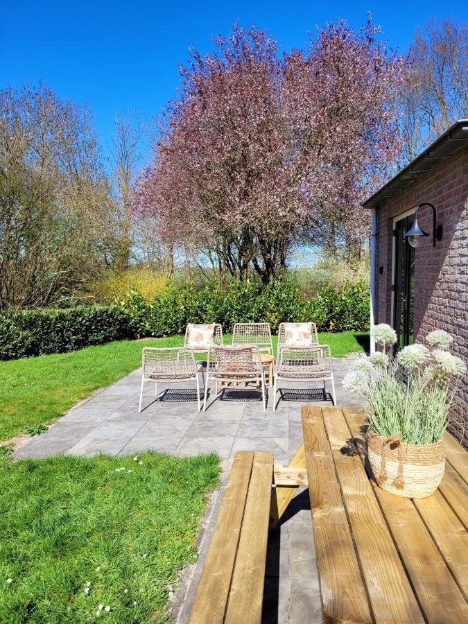 Bohemian Wellness Met Hottub & Sauna Ewijk Exteriör bild