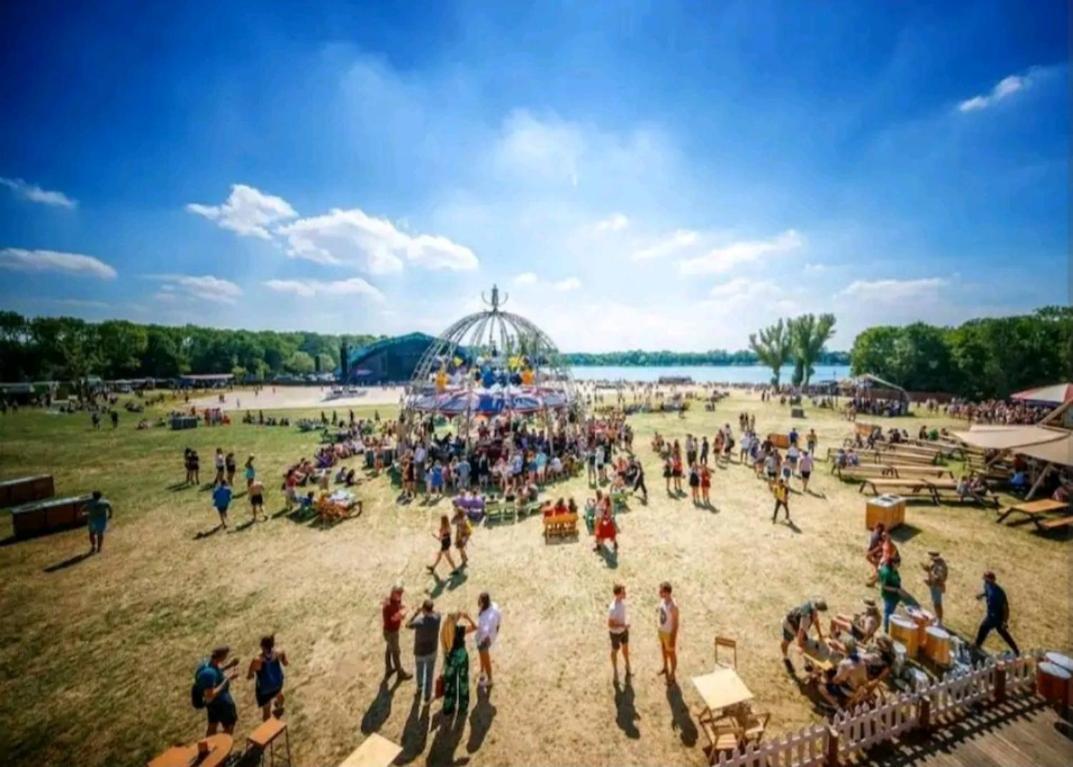 Bohemian Wellness Met Hottub & Sauna Ewijk Exteriör bild